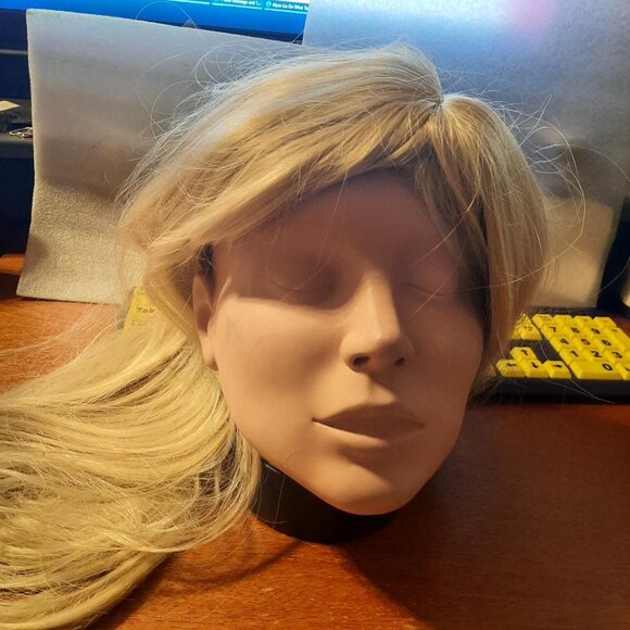 NEW !  Long 27 Inch Hair Straight Wig Golden main image 5